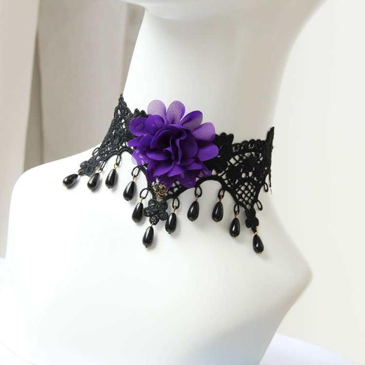 Vintage Gothic Lolita Purple Flower Black Lace Choker